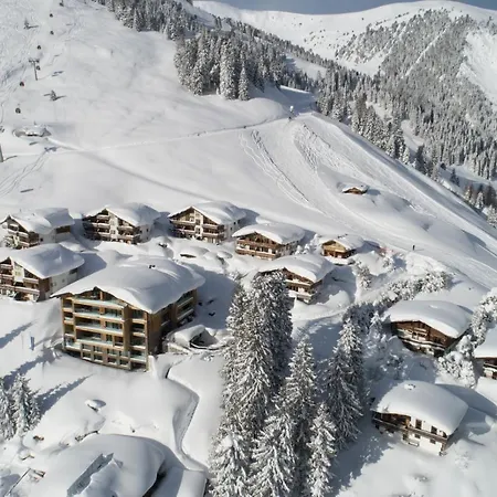 Aparthotel Edelweisshaus *