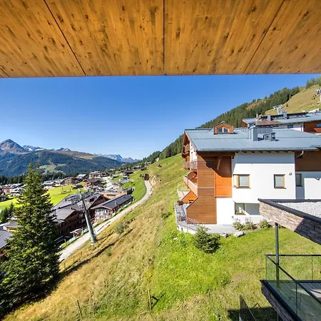 Edelweisshaus Aparthotel *