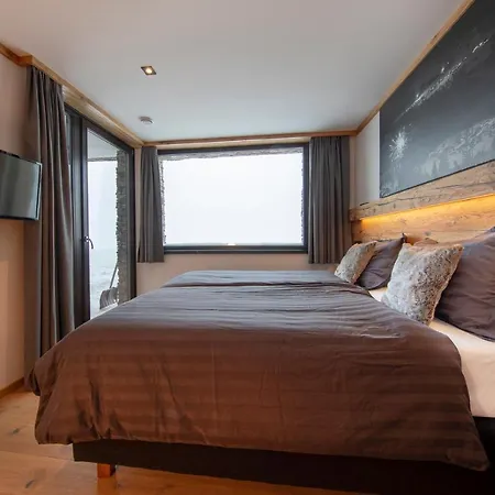 Aparthotel Edelweisshaus *