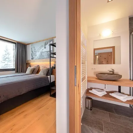 Edelweisshaus Aparthotel Konigsleiten